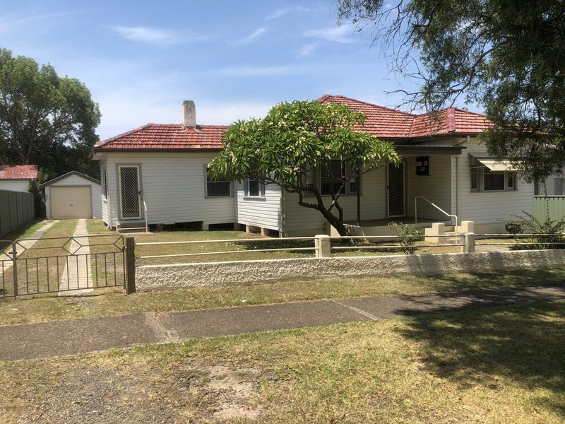 96 Albert Street, Taree, NSW 2430