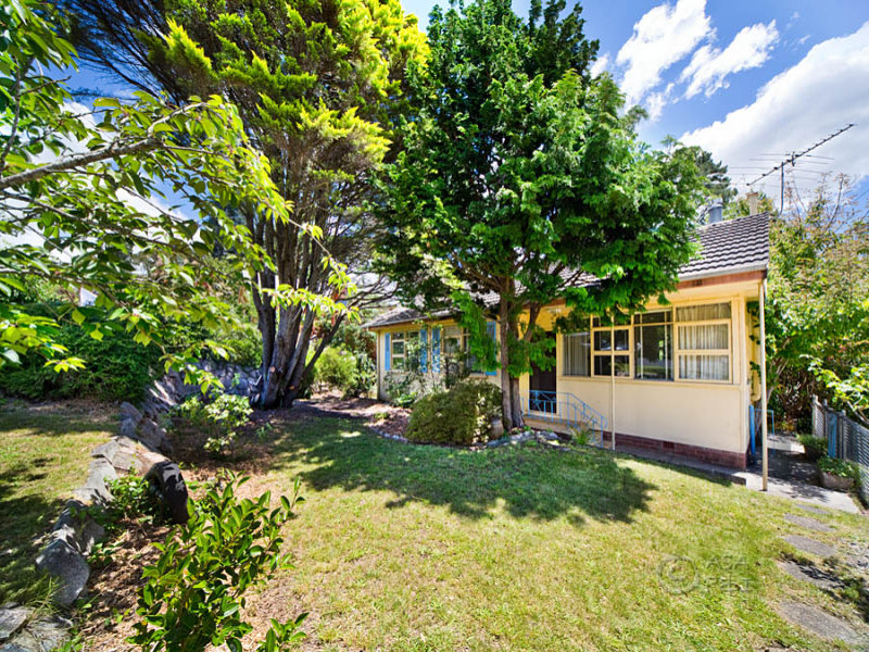 12 Carysfort Street, Blackheath, NSW 2785 Property Details