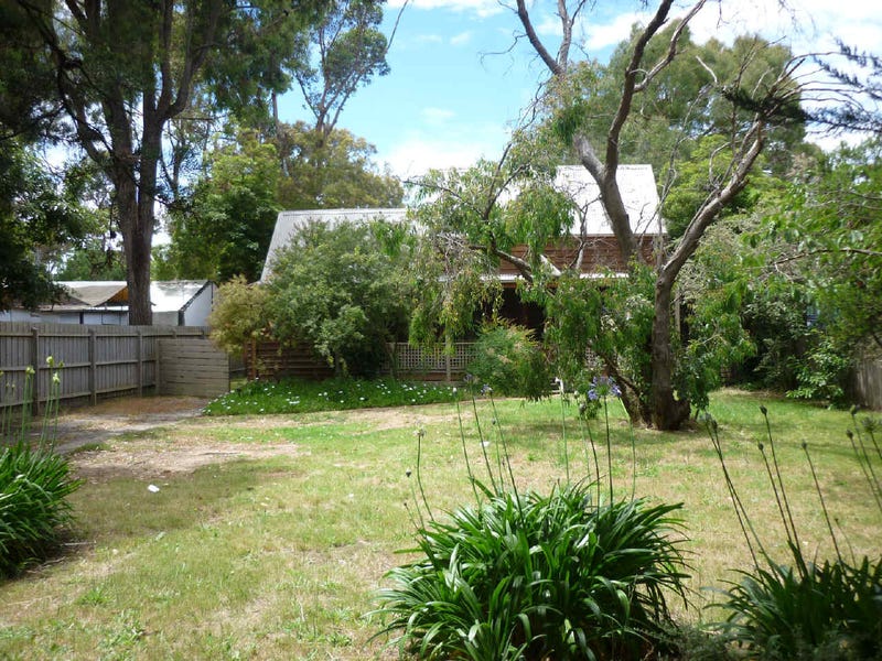 103 Camp Hill Road, Somers, VIC 3927