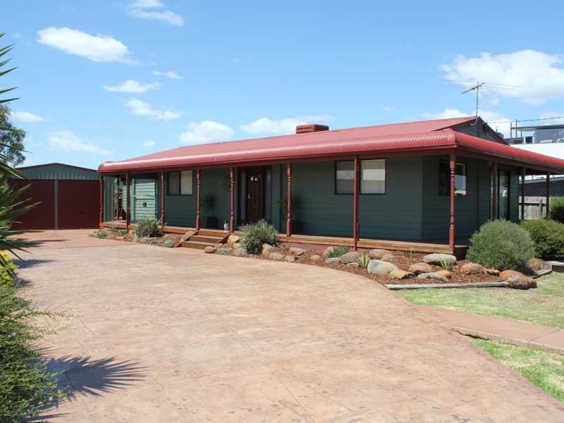50 Young Street, Bacchus Marsh, VIC 3340