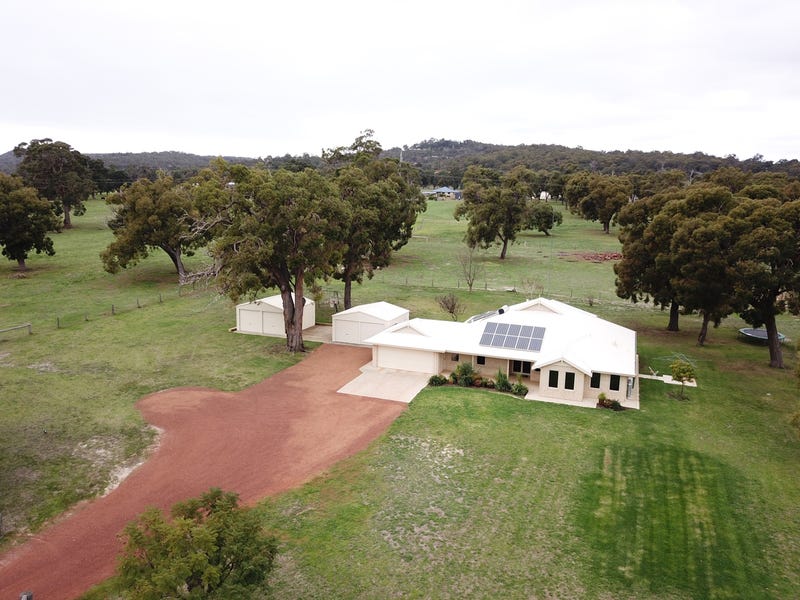 76 Hill Street, Waroona, WA 6215