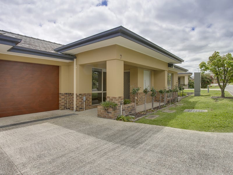 7/72 Kangan Drive, Berwick, VIC 3806
