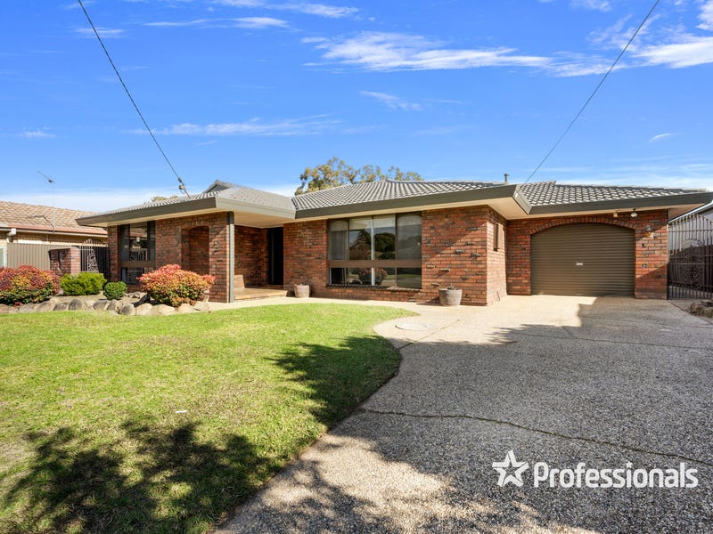 483 Ainslie Avenue, Lavington, NSW 2641 Property Details