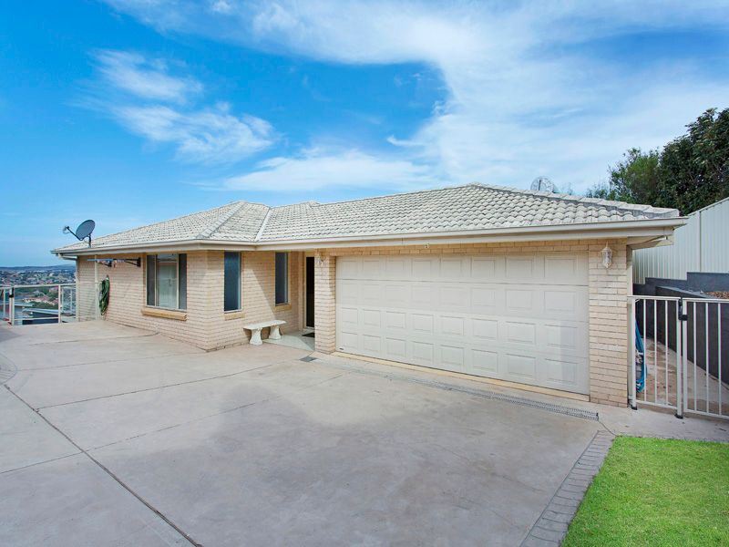 27A Yarle Crescent, Flinders, NSW 2529 Property Details