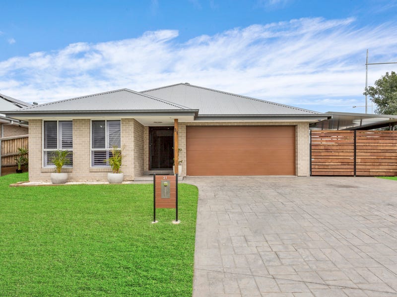 31 Wingello Cres, Tullimbar, NSW 2527