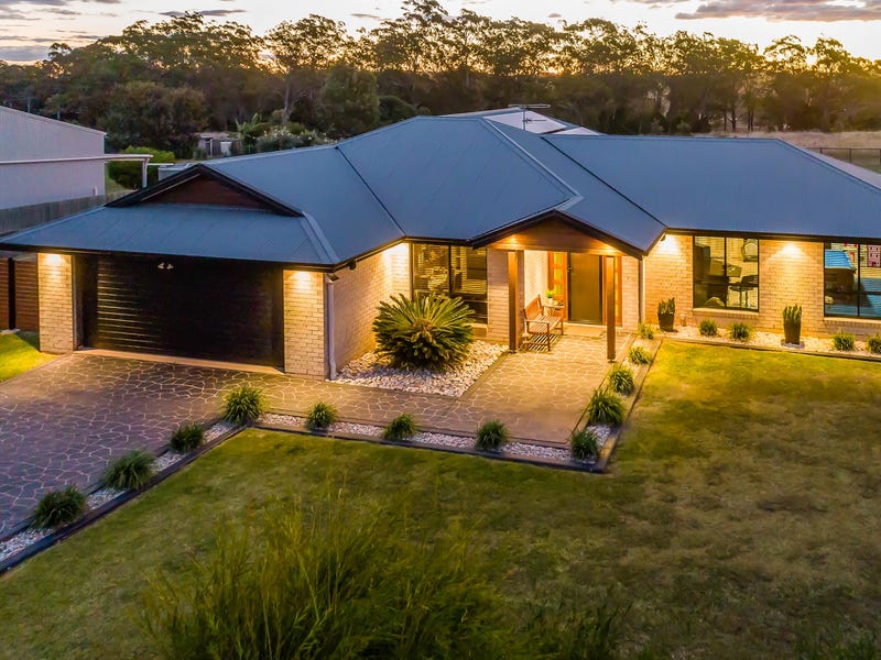 50 Holly Avenue, Highfields, Qld 4352 Property Details