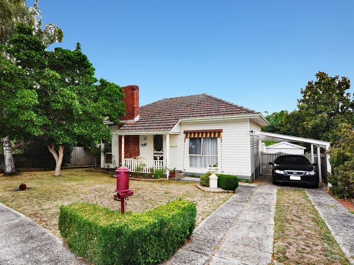 6 Centre Avenue, Warragul, Vic 3820 Property Details