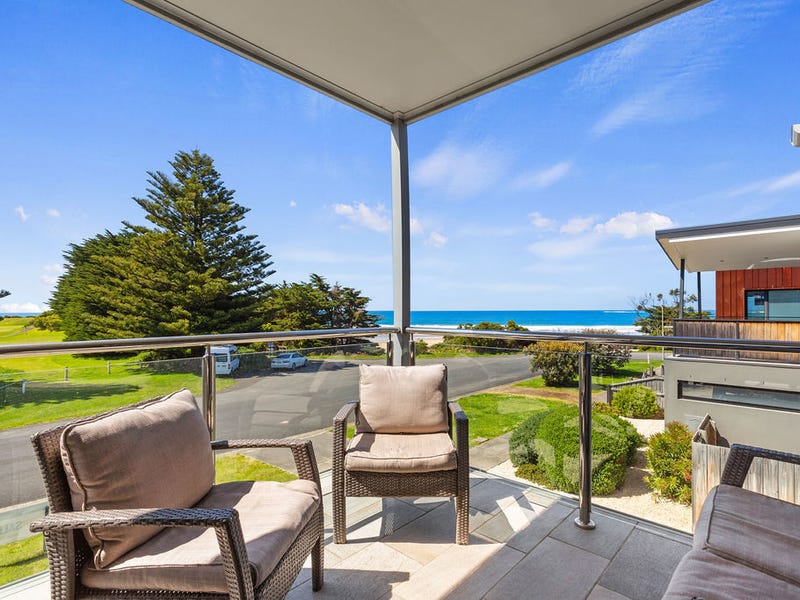 Real Estate & Property for Sale in Wye River, VIC 3234 (+1 location) Pg