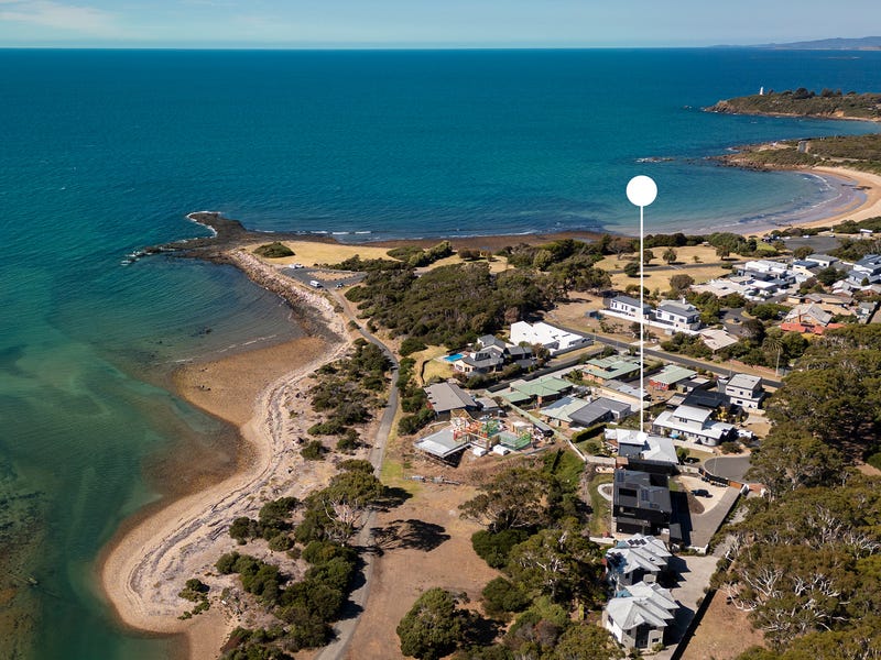 4 Coles Beach Close, Devonport, TAS 7310
