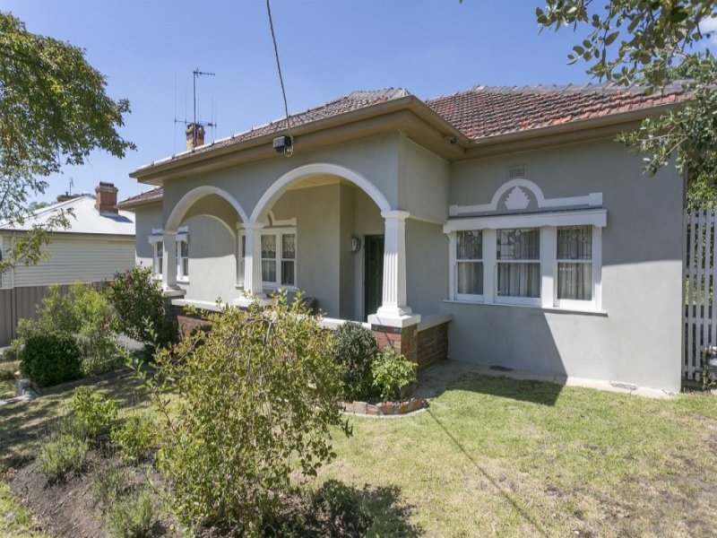 57 Horace Street, Quarry Hill, VIC 3550