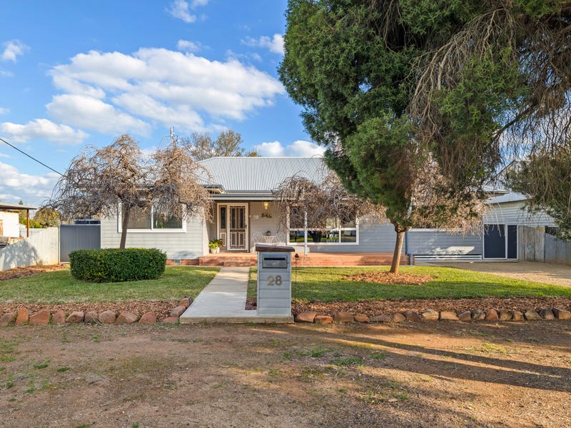 28 Hebden Street, Lockhart, NSW 2656 Property Details