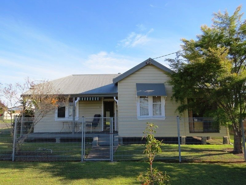 73 Love Street, Cessnock, NSW 2325 Property Details