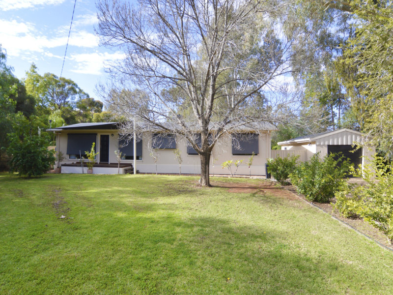 687 Cureton Avenue, Nichols Point, VIC 3501