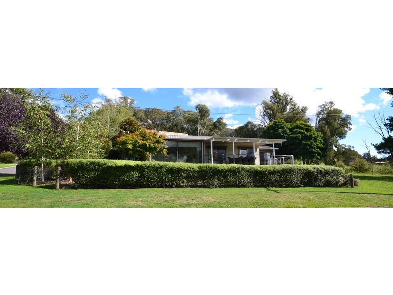 67 St Bernard Drive, Tawonga South, VIC 3698