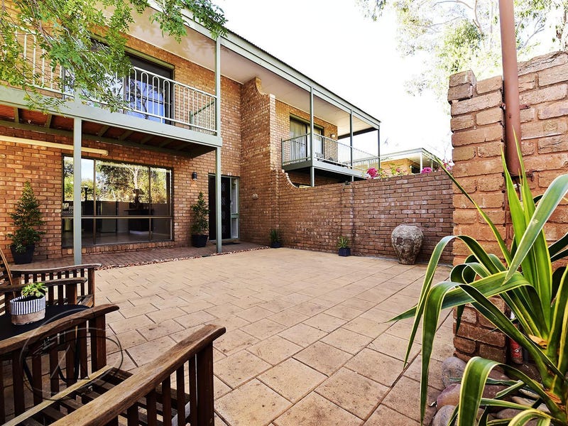 4/2 Warburton Street, East Side, NT 0870