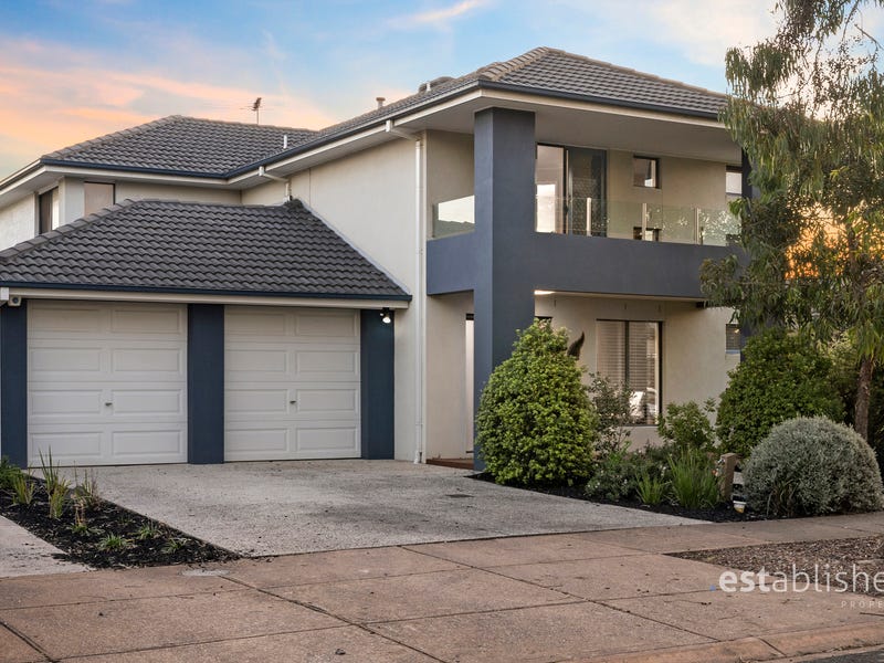 13 The Breezewater, Point Cook, VIC 3030