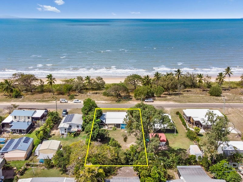 49 Esplanade, Balgal Beach, QLD 4816