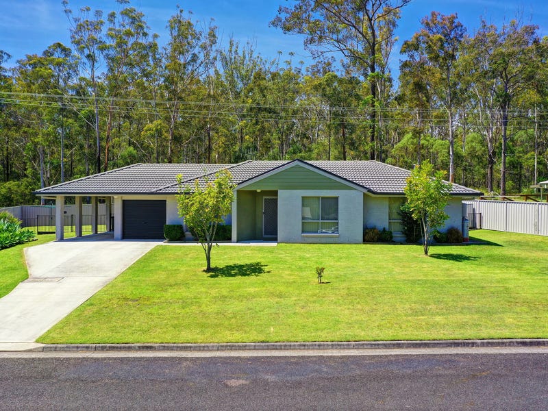 8 Abbott Street, Nabiac, NSW 2312