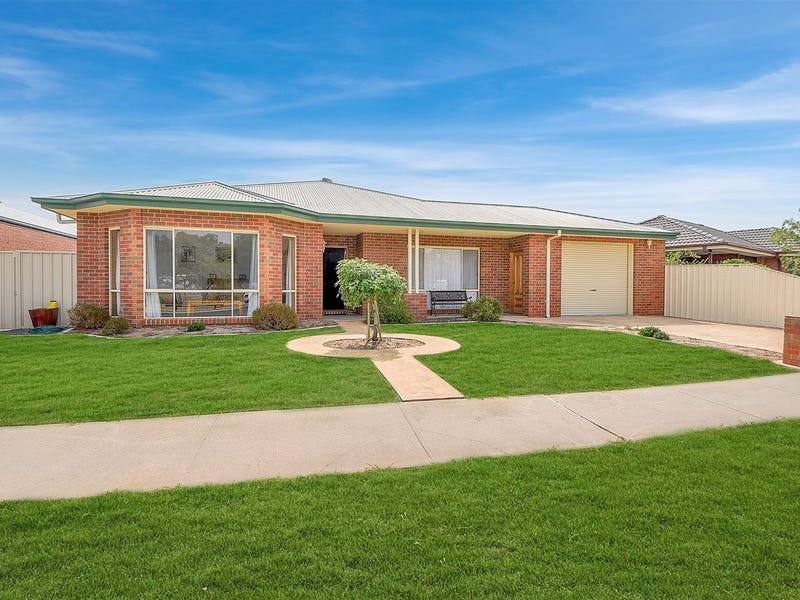 9 Mardon Drive, Horsham, Vic 3400 House for Sale