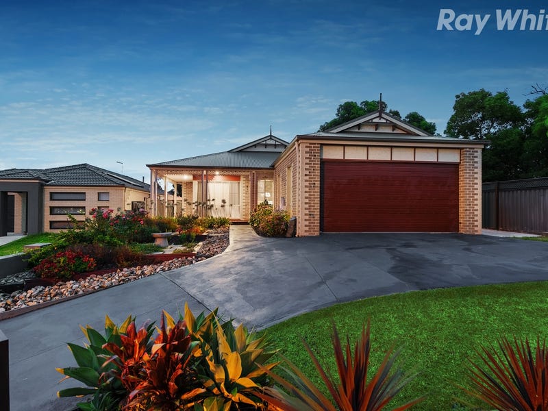 33 O Brien Parade Pakenham Vic 3810 Property Details
