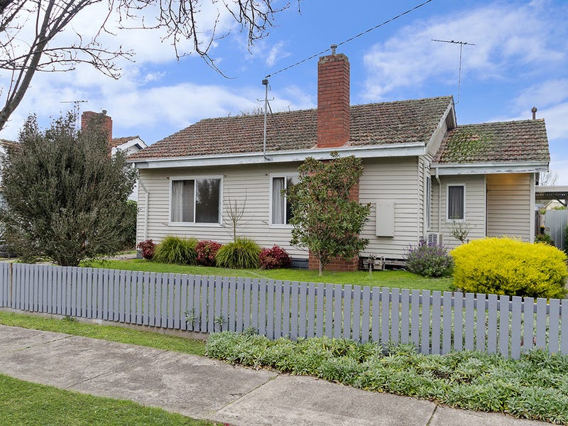 43 Kokoda Avenue, Hamilton, VIC 3300 - realestate.com.au