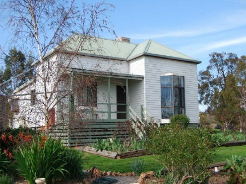 1056 Glynwylln Road, Greens Creek, VIC 3387