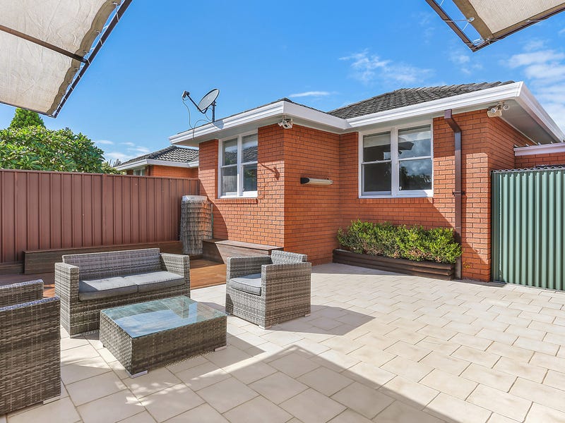 2/35 Francis Avenue, BrightonLeSands, NSW 2216 Villa for Sale