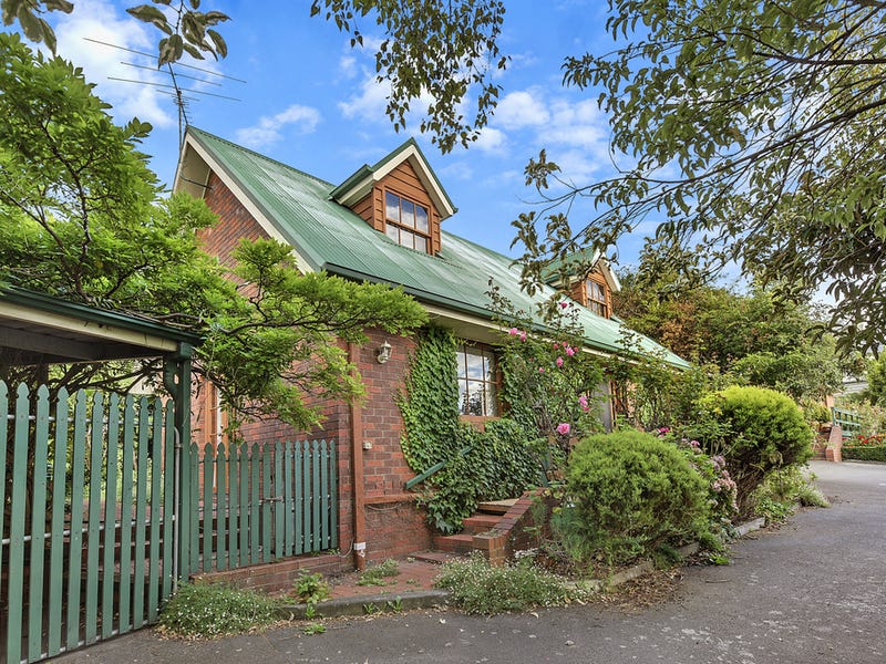 2 21a Princes Street Sandy Bay Tas 7005 Property Details