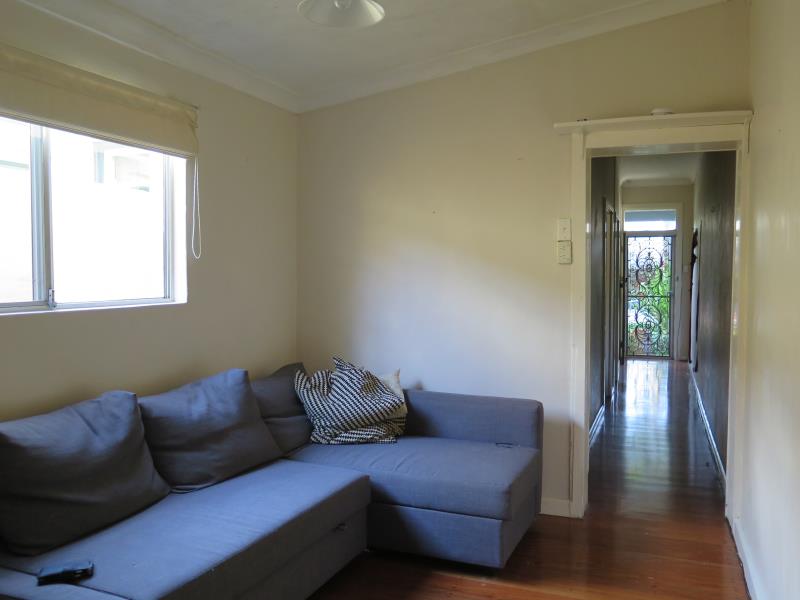 62 Goodsell Street, St Peters, NSW 2044