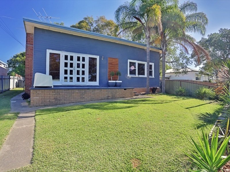 8 Nikkin Street, Belmont North, NSW 2280