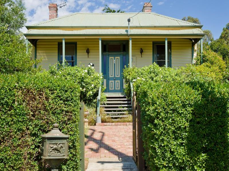 51 Farnsworth Street, Castlemaine, Vic 3450 Property Details