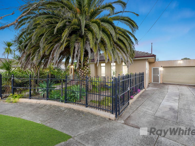 11 Prunus Grove, Doveton, Vic 3177 House for Sale