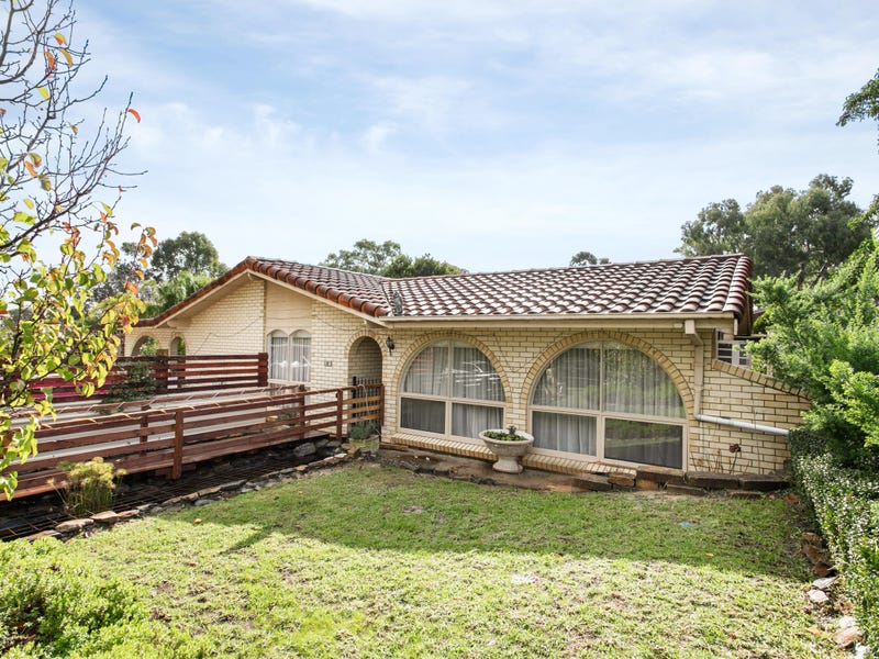 Houses for Sale in Flagstaff Hill, SA 5159