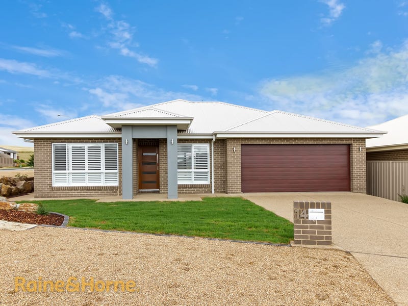 14 Watson Boulevard, Lloyd, NSW 2650 Property Details