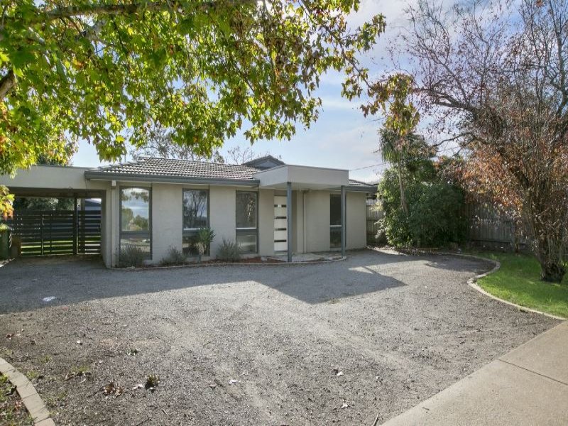 227 Dunns Road, Mornington, Vic 3931 Property Details