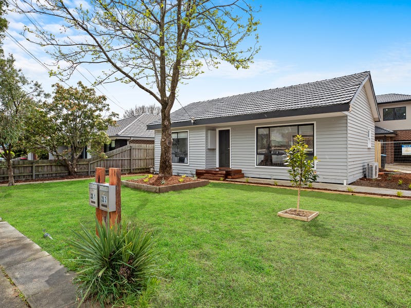 1/25 Piperita Road, Ferntree Gully, Vic 3156 Townhouse for Sale