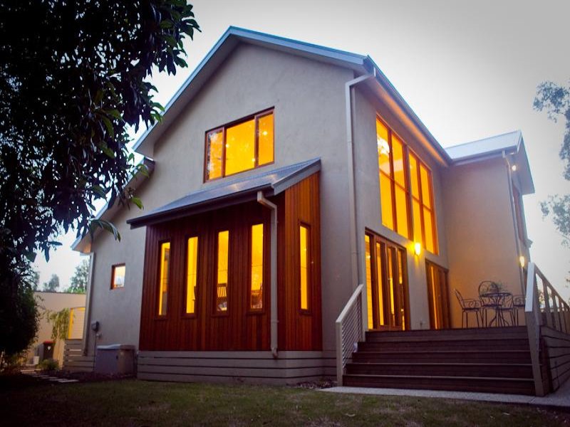 1/246 Eyre Street, Echuca, Vic 3564 Property Details