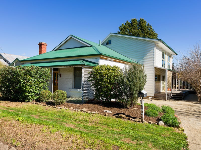 6 Wheeler Street, Castlemaine, Vic 3450 Property Details