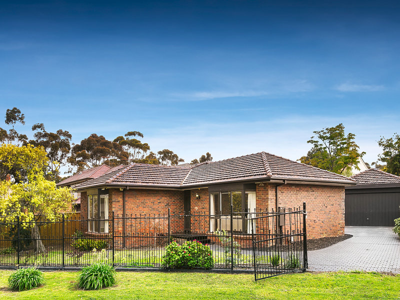 2/117 Woodland Street, Essendon, VIC 3040