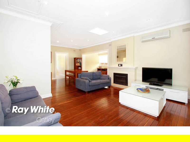 7 Ballantyne Road, Mortdale, NSW 2223