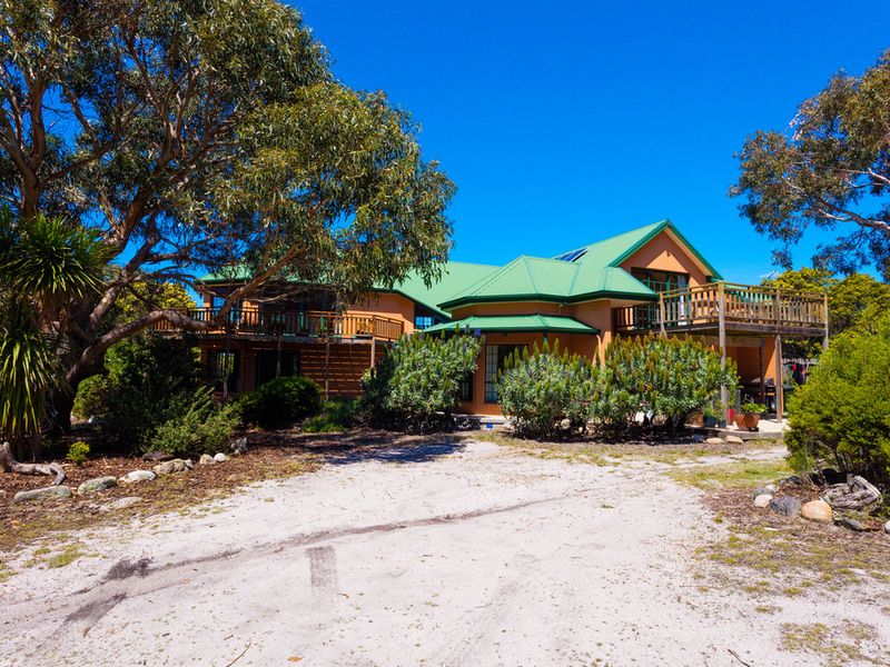 300 Harveys Farm Road, Bicheno, Tas 7215 Property Details