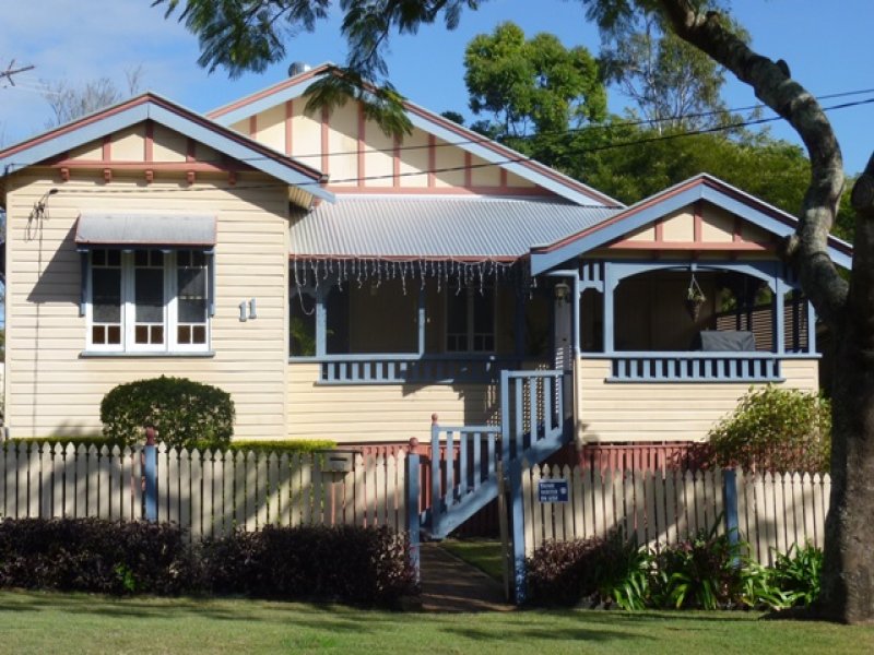 11 Bright Street, Newtown, Qld 4305 Property Details