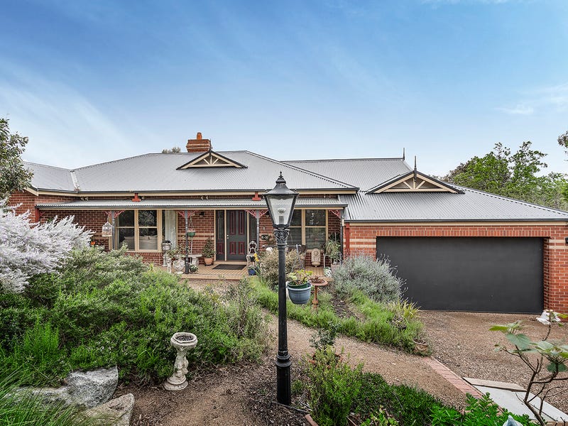 10 Zig Zag Road, Eltham, Vic 3095 Property Details