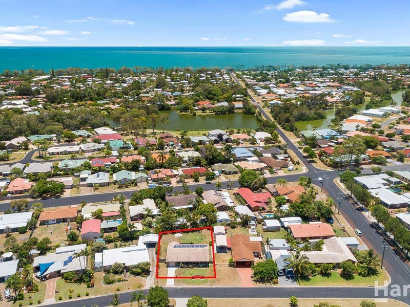 5 Lakeside Court, Torquay, Qld 4655 Property Details