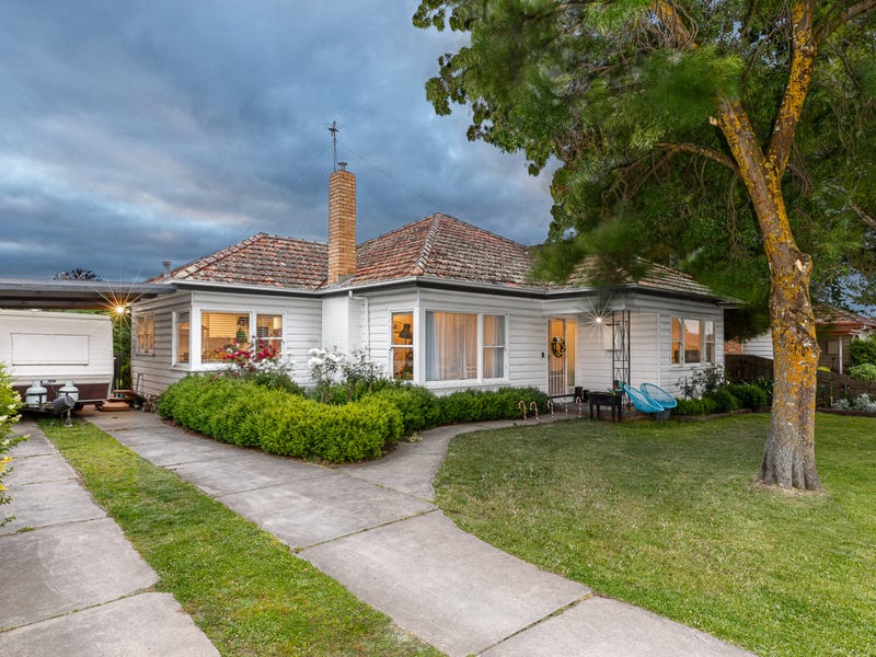 29 Grandview Grove, Wendouree, Vic 3355 House for Sale realestate