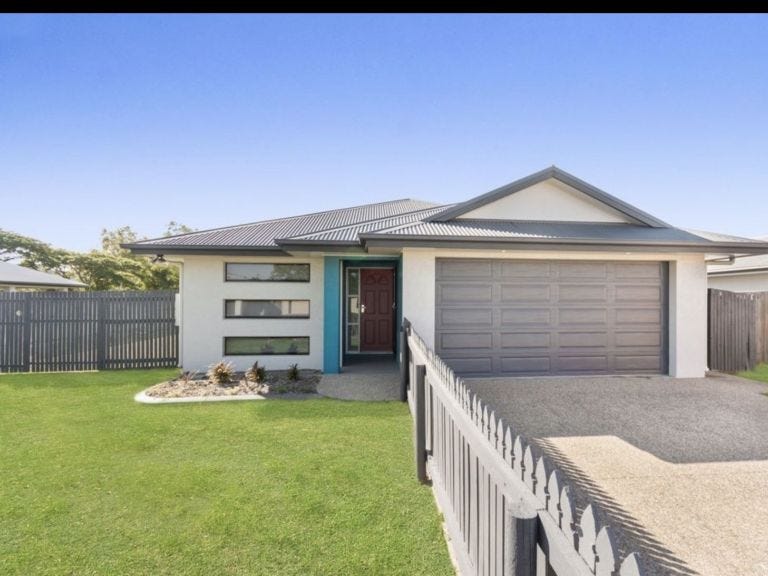 10 Stella Street, Kelso, Qld 4815