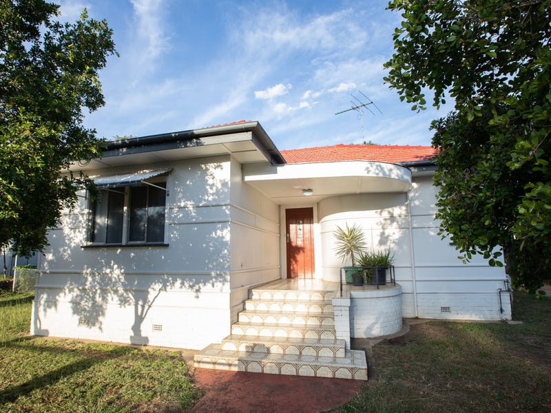 80 Thorn Street, Ipswich, Qld 4305