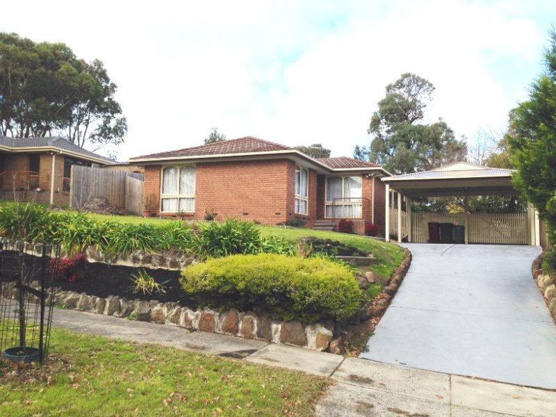 236 James Cook Drive, Endeavour Hills, VIC 3802