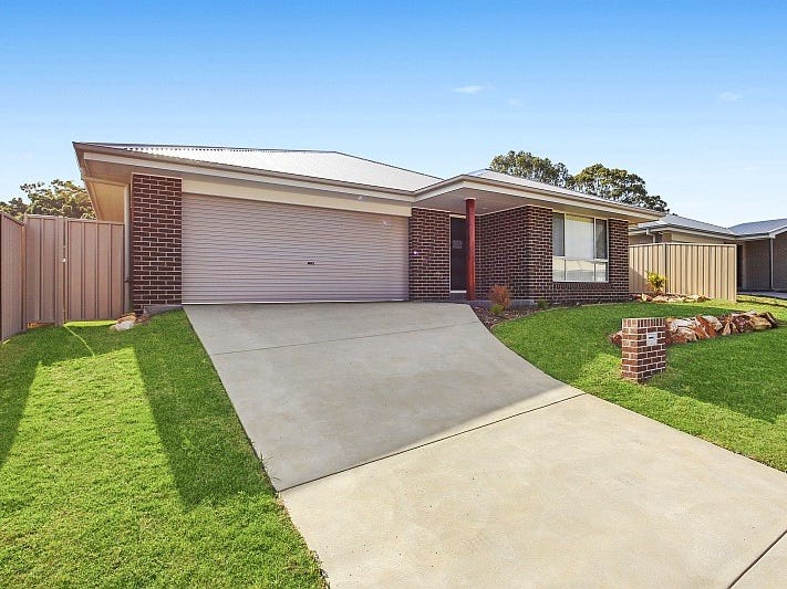 12 Clipstone Close, Port Macquarie, NSW 2444