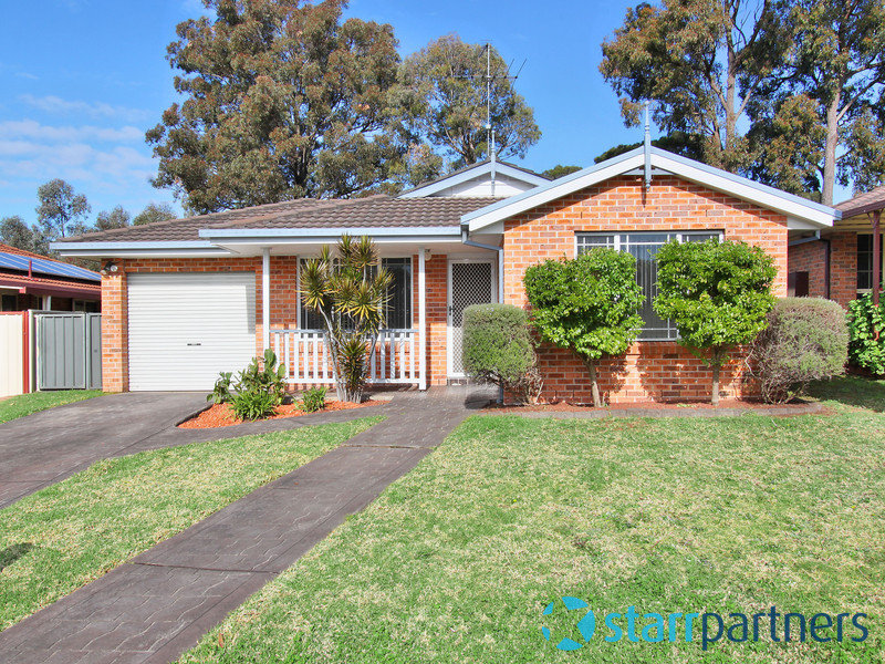 11 Martin Grove, Colyton, NSW 2760
